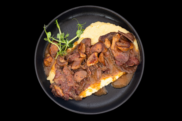 ТЕЛЕШКО РОСТБИФ С МАНАТАРКИ, ПЕЧЕН СОС И КАРТОФЕНО ПЮРЕ