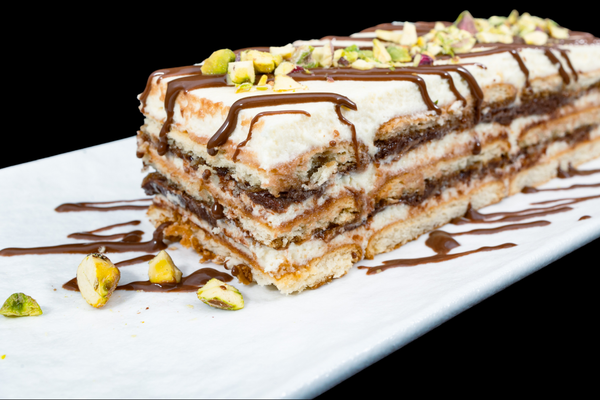 Бисквитена торта с нутела и маскарпоне