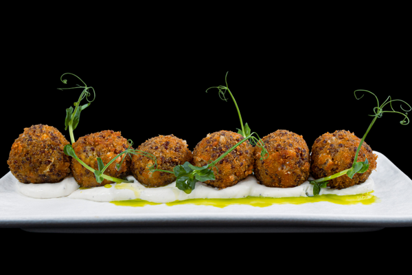 КИНОА КЮФТЕНЦА С ФЕТА МУС